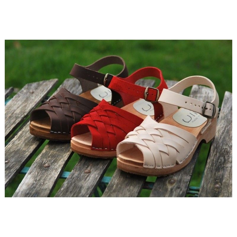 sandales suÃ©doises en bois pour femme en cuir tressÃ© rouge brun ou ...