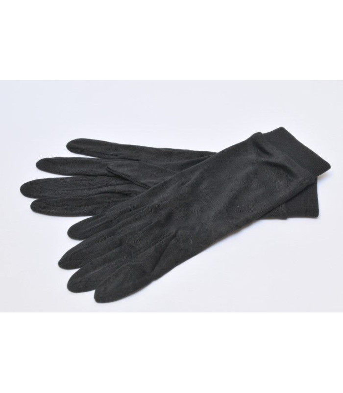 silk under gloves